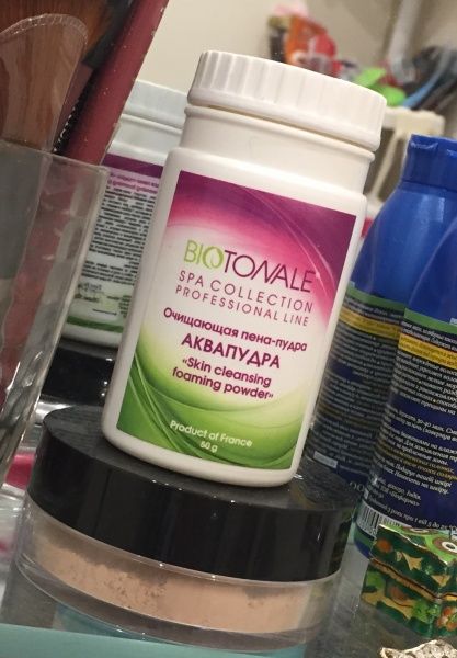 BIOTONALE Skin Cleansing Foaming Powder